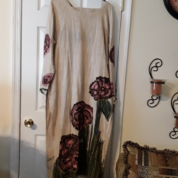 Ashro Dresses & Skirts - Suit